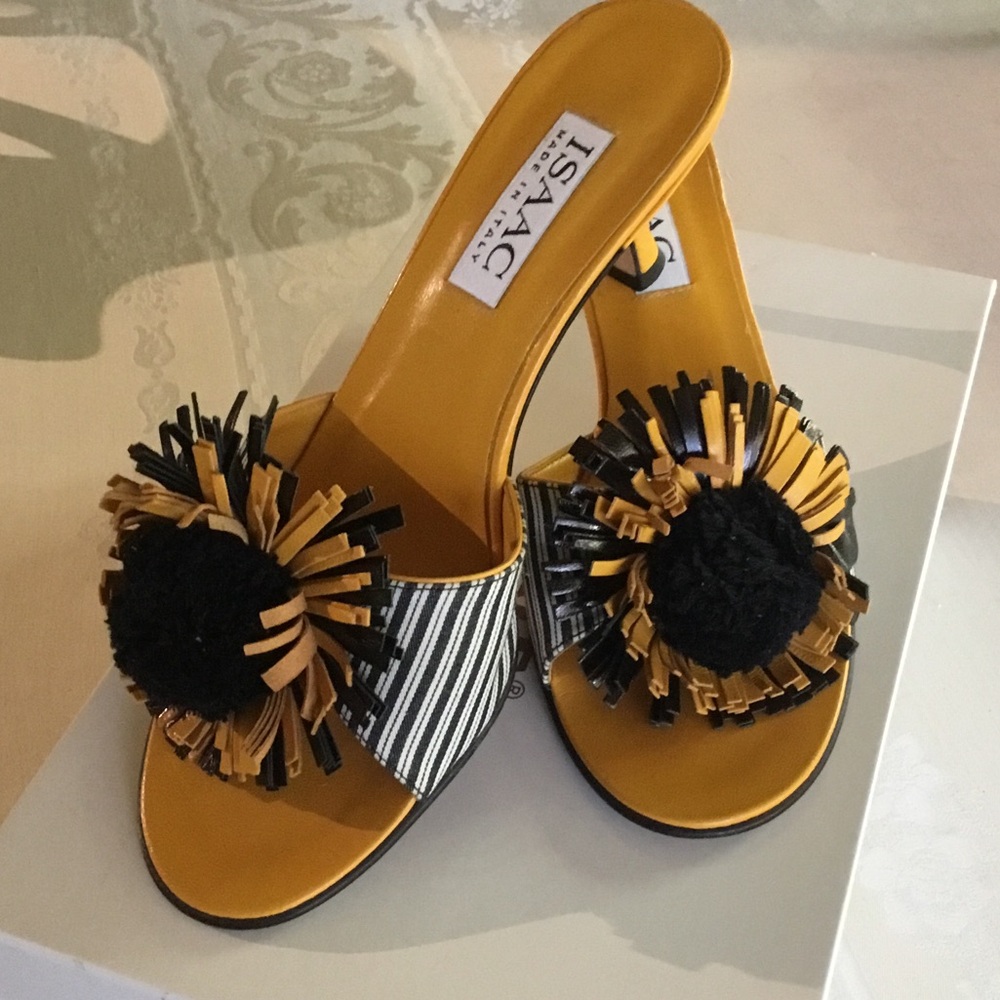 ISAAC  Made in Italy, Black Eyed Susan Decoration, Size 7